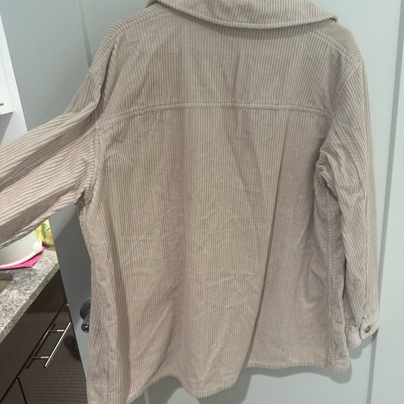 Beige jacket - Picture 2 of 2